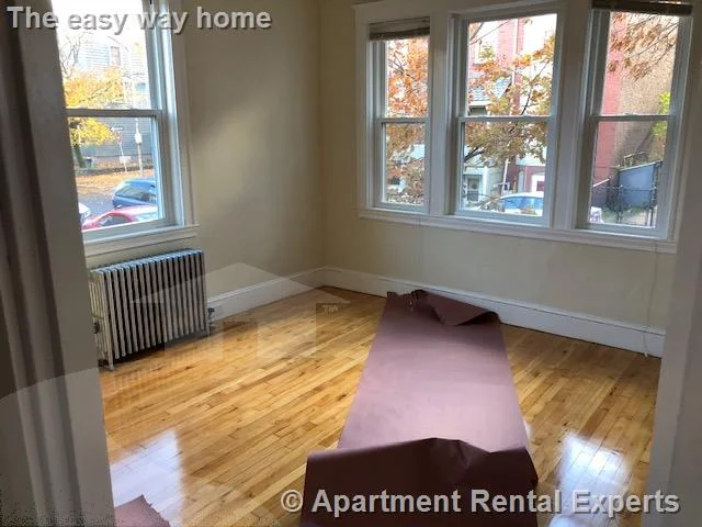 2 bed, 1 bath apartment for rent at 61 Bishop Allen Dr Unit 2, Central Square — photo 3 of 10