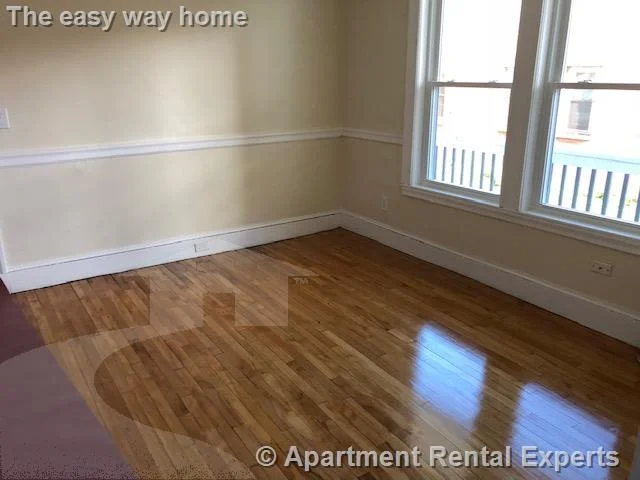 2 bed, 1 bath apartment for rent at 61 Bishop Allen Dr Unit 2, Central Square — photo 5 of 10