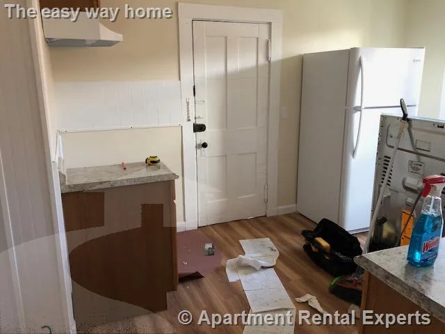 2 bed, 1 bath apartment for rent at 61 Bishop Allen Dr Unit 2, Central Square — photo 7 of 10