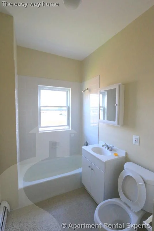 3 bed, 1 bath apartment for rent at 61 Bishop Allen Dr Unit 4, Central Square — photo 7 of 17