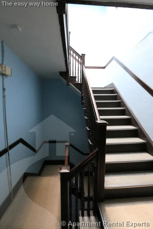 3 bed, 1 bath apartment for rent at 61 Bishop Allen Dr Unit 4, Central Square — photo 16 of 17