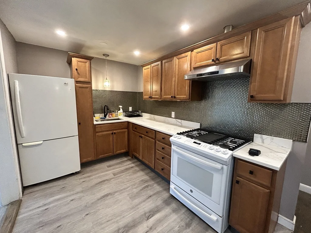 2 bed, 1 bath apartment for rent at 61 Blackstone Rd Unit 0, North Weymouth — photo 1 of 11