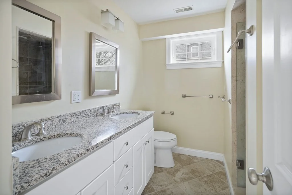 3 bed, 3 bath apartment for rent at 61 Boyd St Unit 61, Watertown — photo 9 of 25