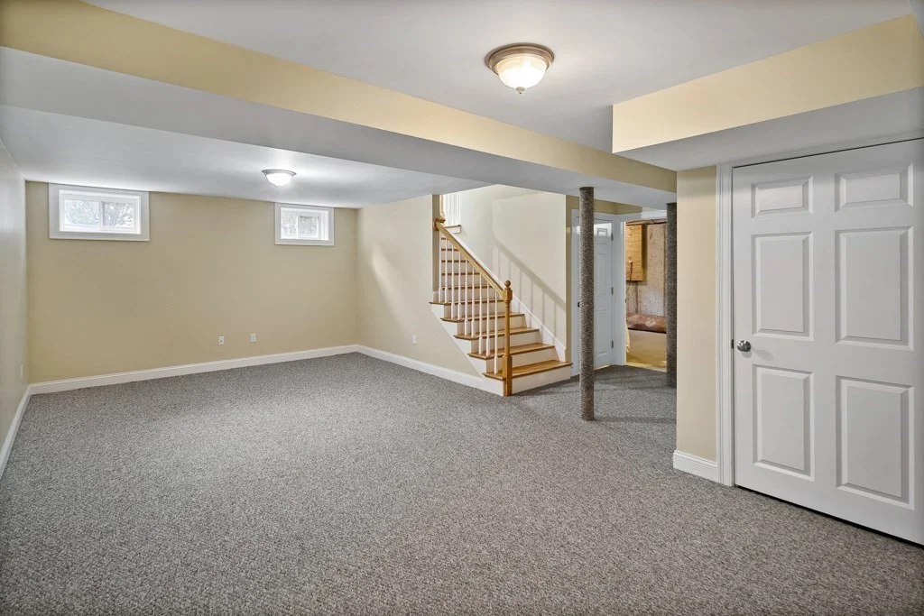 3 bed, 3 bath apartment for rent at 61 Boyd St Unit 61, Watertown — photo 17 of 25