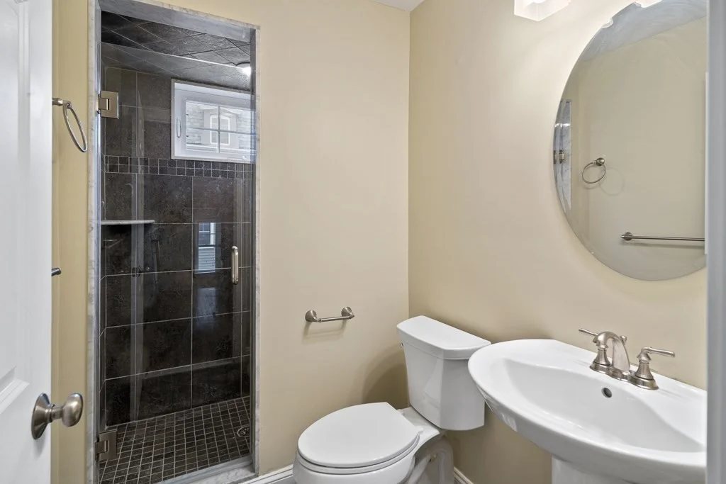 3 bed, 3 bath apartment for rent at 61 Boyd St Unit 61, Watertown — photo 12 of 25