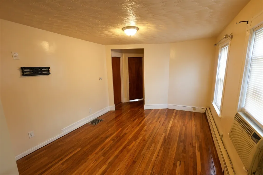 2 bed, 1 bath apartment for rent at 61 Boylston St Unit 2, Faulkner — photo 2 of 10