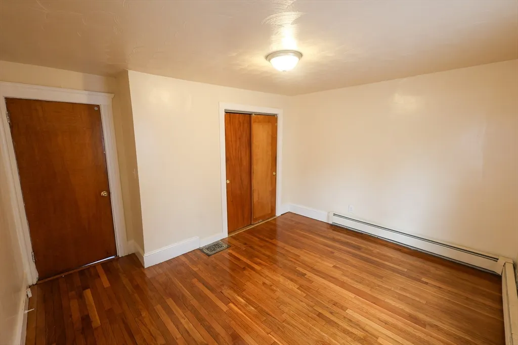 2 bed, 1 bath apartment for rent at 61 Boylston St Unit 2, Faulkner — photo 4 of 10