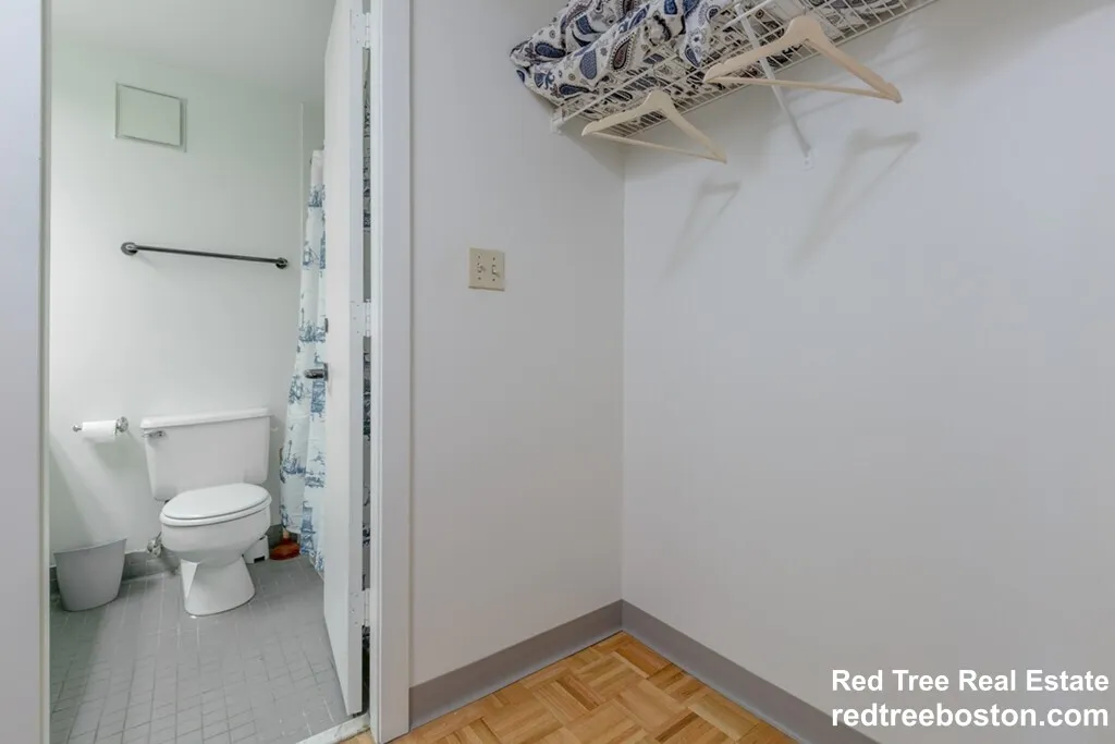 Studio bed, 1 bath apartment for rent at 61 Brookline Ave Unit 214, Fenway — photo 6 of 11