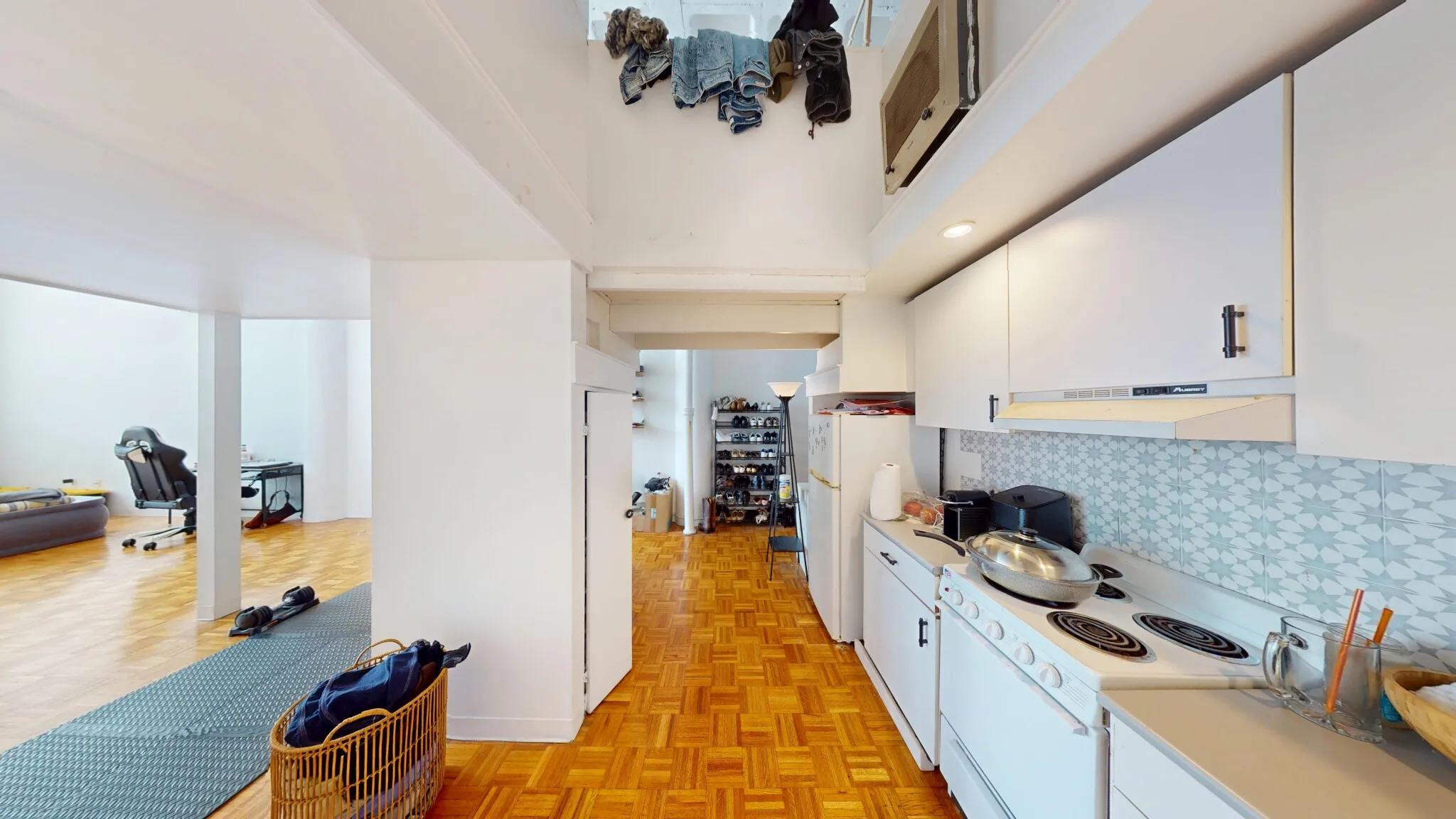 Studio bed, 1 bath apartment for rent at 61 Brookline Ave Unit 221, Fenway — photo 2 of 18