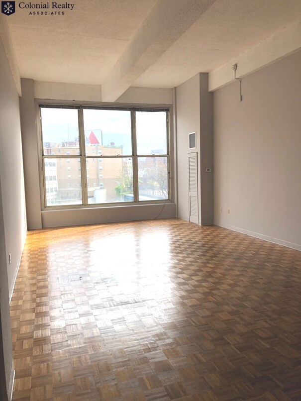 Studio bed, 1 bath apartment for rent at 61 Brookline Ave Unit 307, Fenway — photo 2 of 16