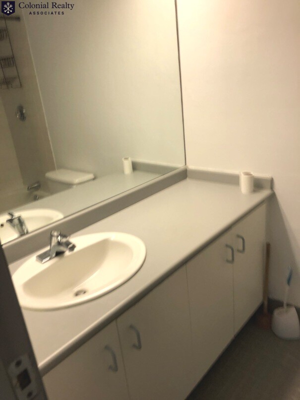Studio bed, 1 bath apartment for rent at 61 Brookline Ave Unit 307, Fenway — photo 10 of 16