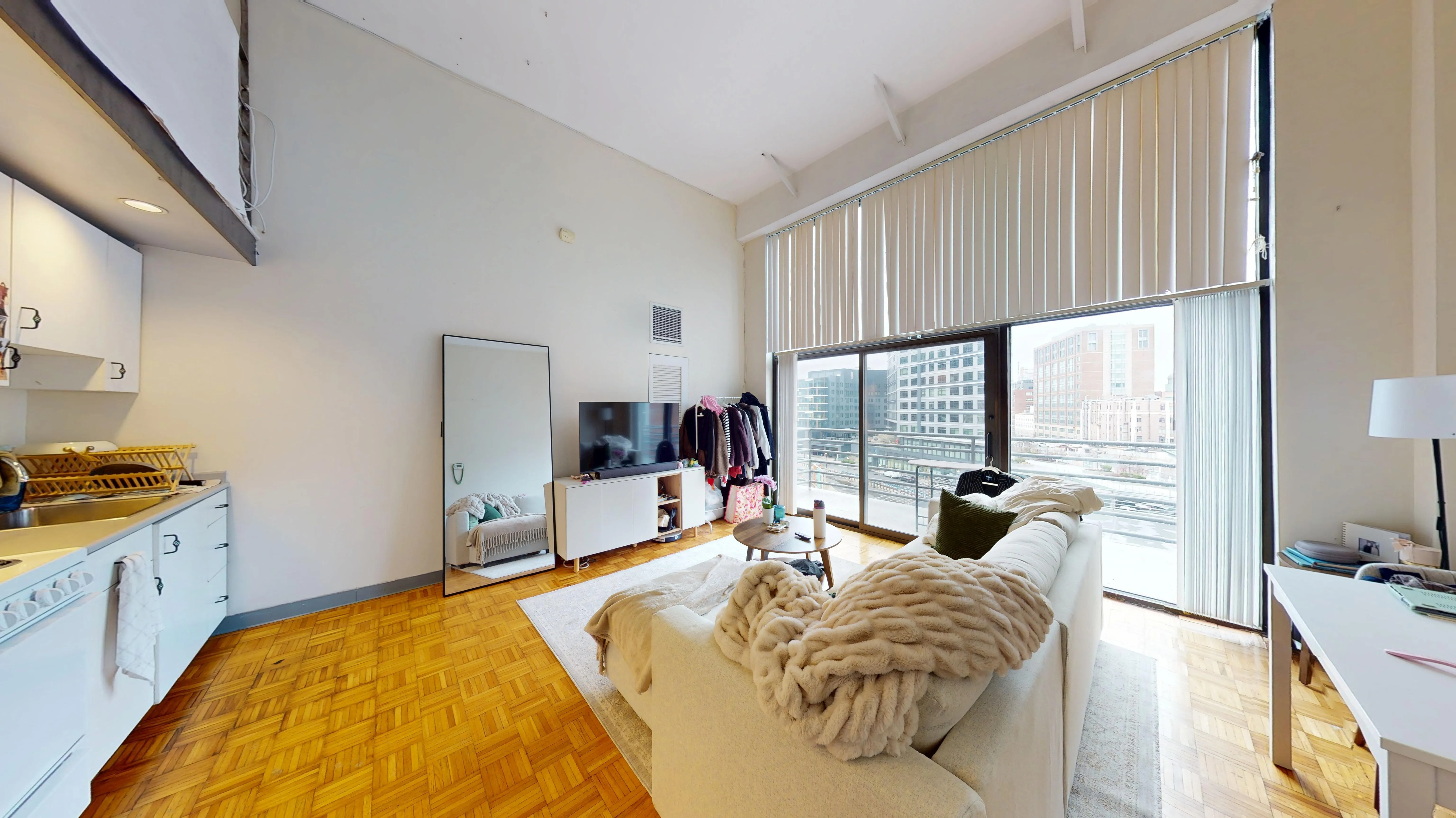 Studio bed, 1 bath apartment for rent at 61 Brookline Ave Unit 419, Fenway — photo 2 of 11