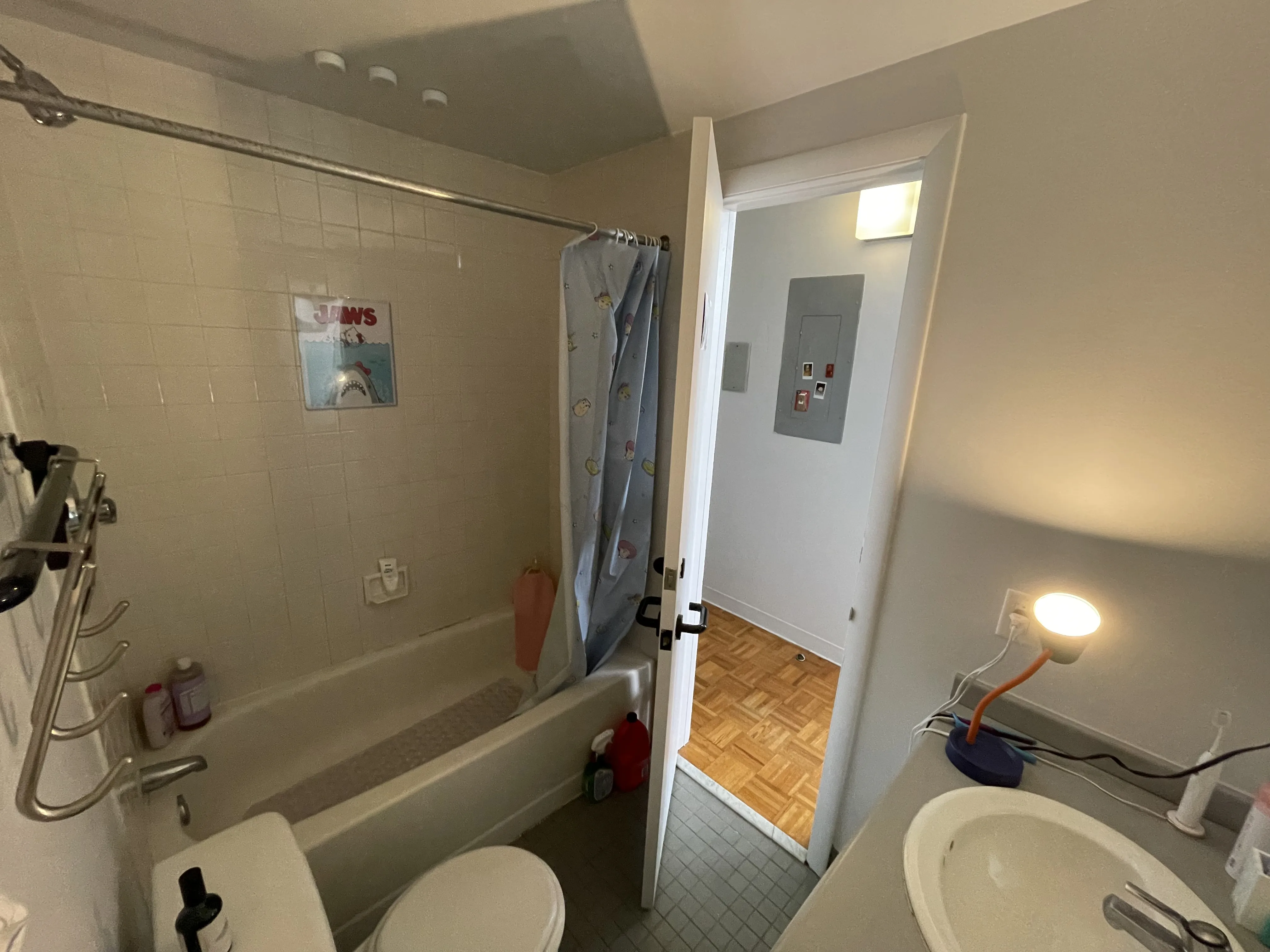 Studio bed, 1 bath apartment for rent at 61 Brookline Ave Unit 421, Fenway — photo 8 of 12