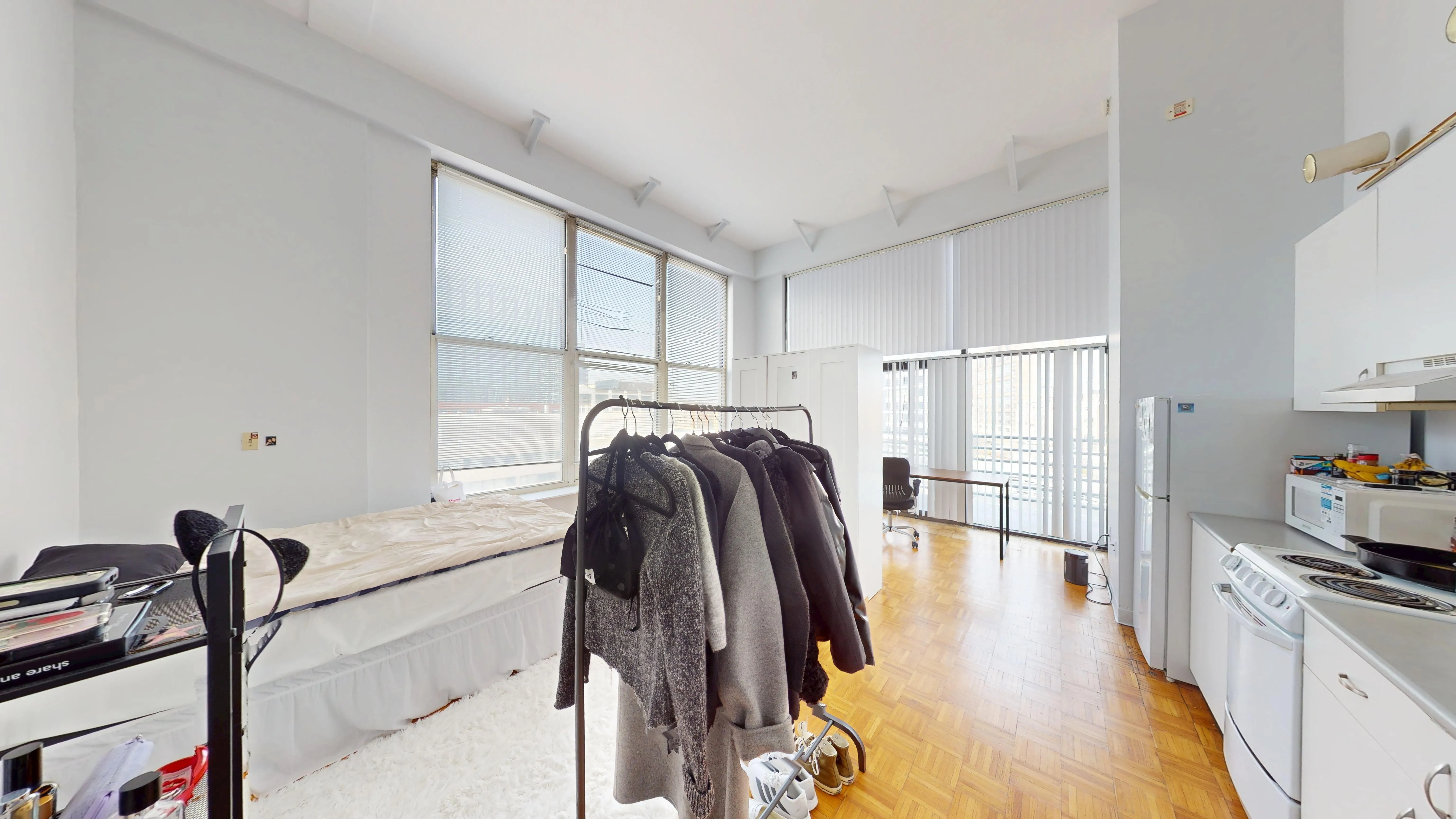 Studio bed, 1 bath apartment for rent at 61 Brookline Ave Unit 421, Fenway — photo 1 of 12