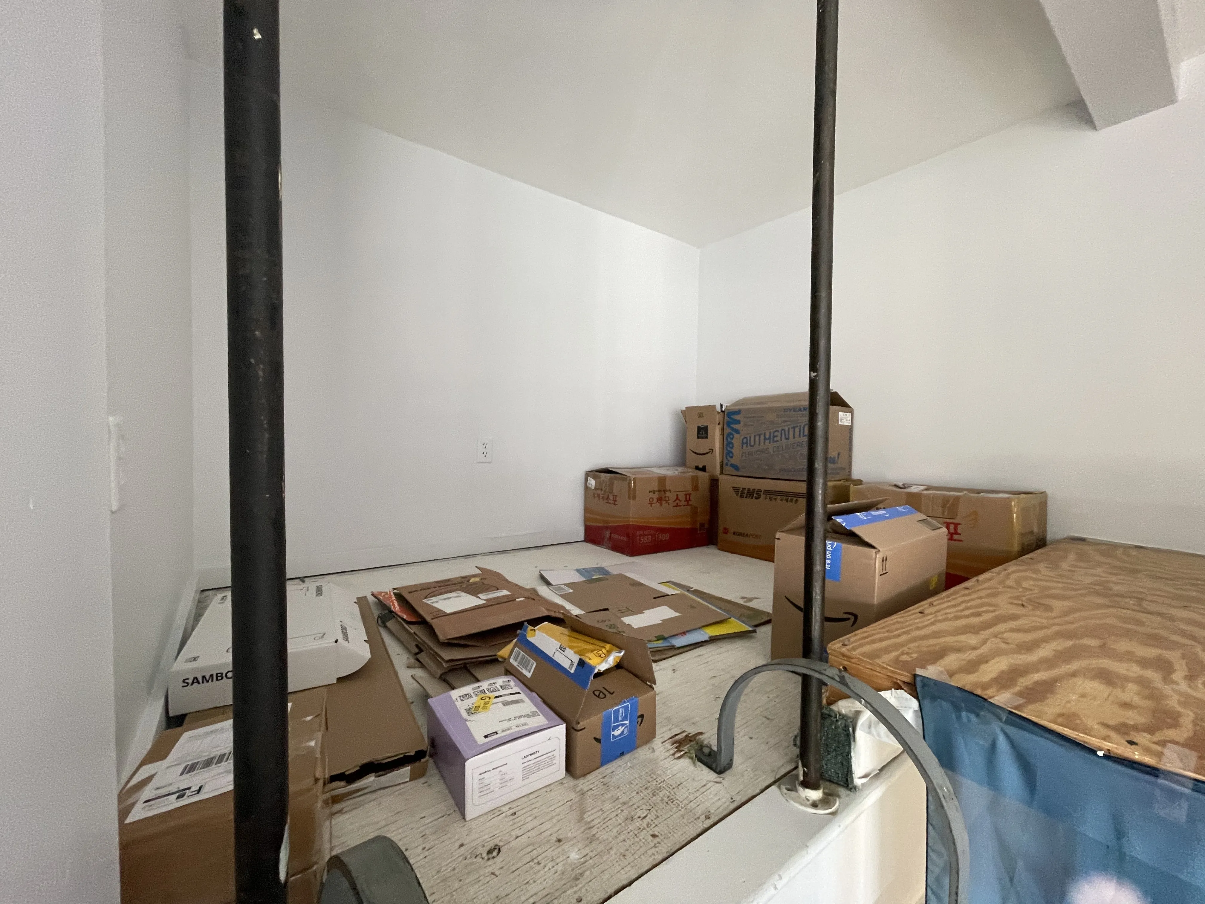 Studio bed, 1 bath apartment for rent at 61 Brookline Ave Unit 421, Fenway — photo 6 of 12