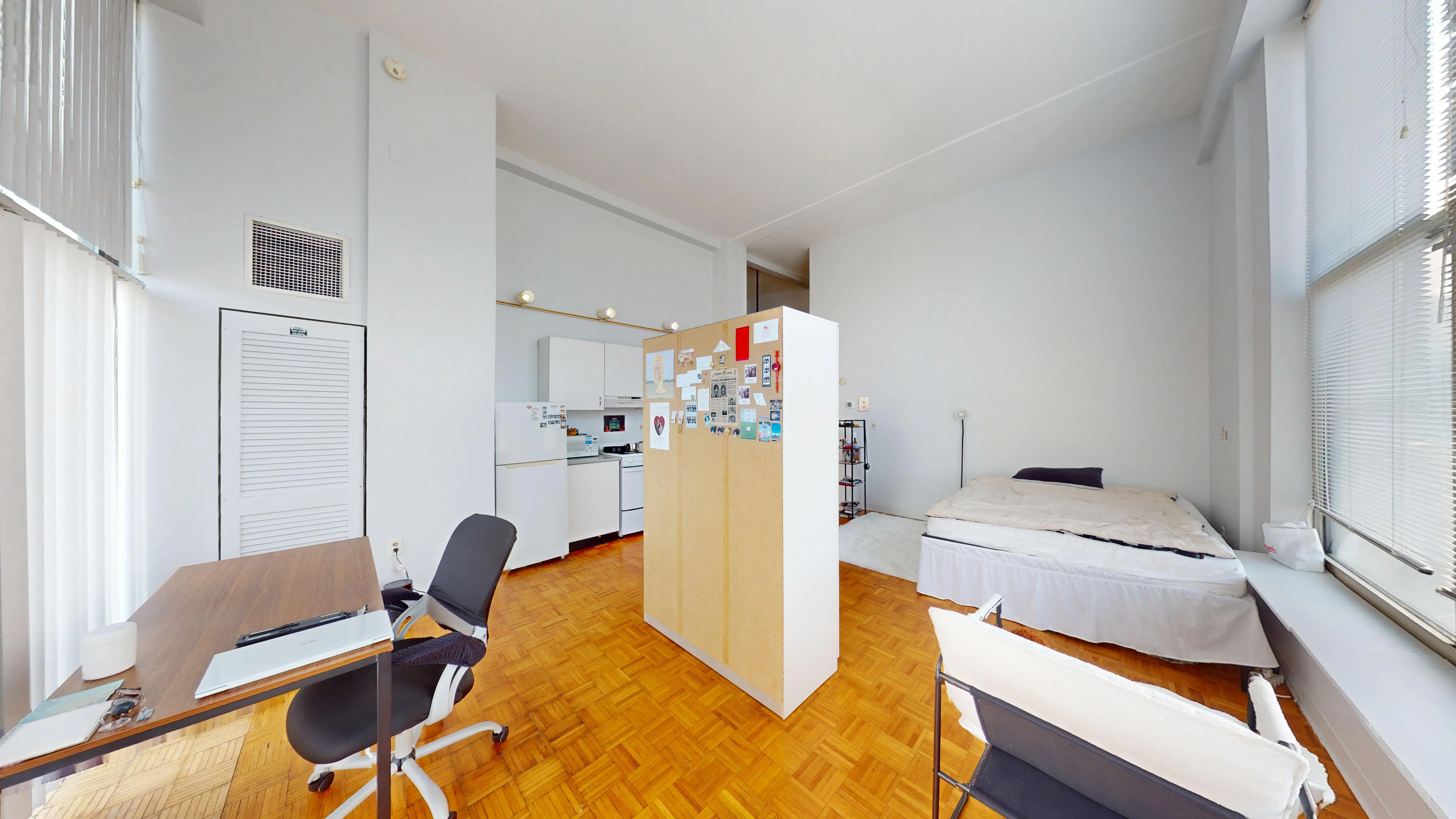Studio bed, 1 bath apartment for rent at 61 Brookline Ave Unit 421, Fenway — photo 4 of 12