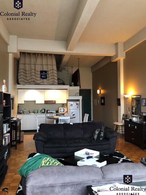 Studio bed, 1 bath apartment for rent at 61 Brookline Ave Unit 61-407, Fenway — photo 7 of 13