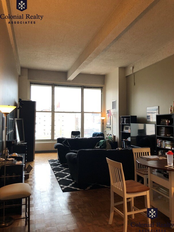 Studio bed, 1 bath apartment for rent at 61 Brookline Ave Unit 61-407, Fenway — photo 8 of 13