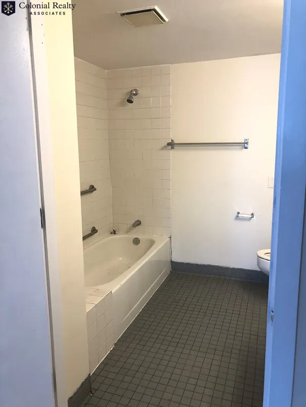 Studio bed, 1 bath apartment for rent at 61 Brookline Avenue Bridge Unit 211, Fenway — photo 7 of 13