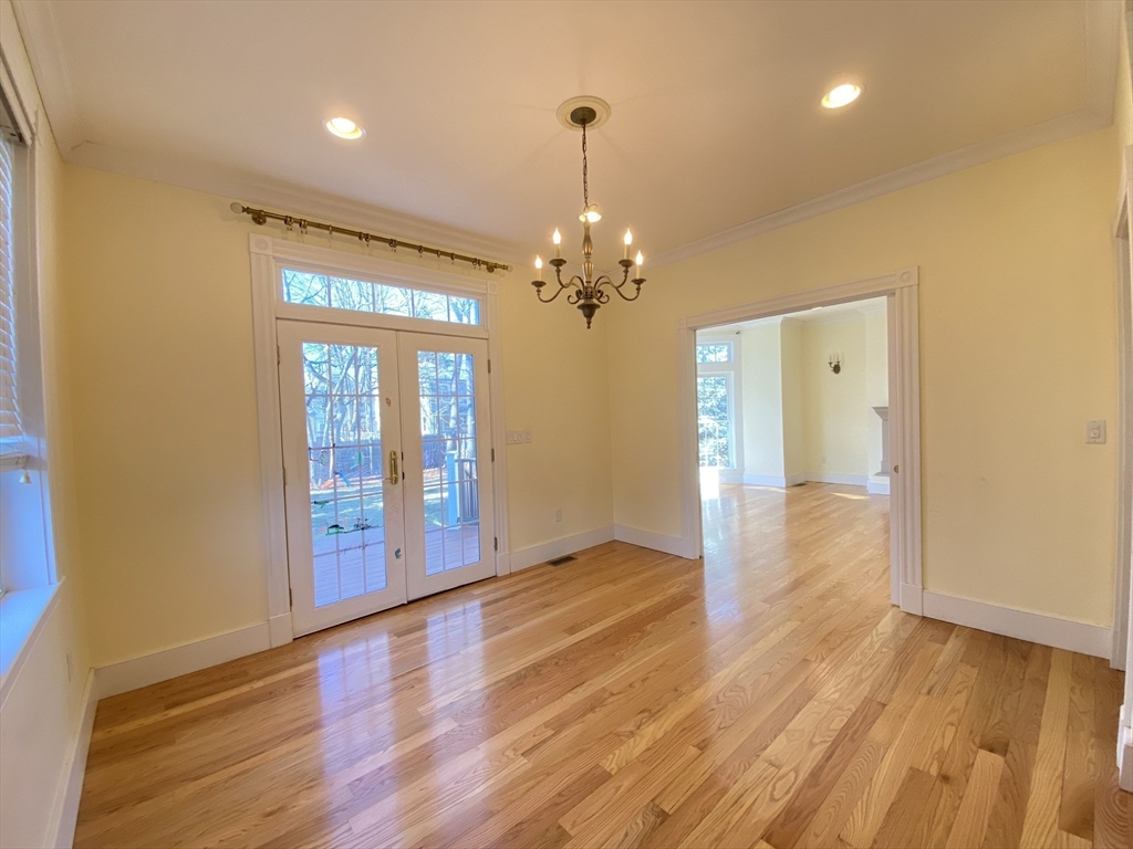 3 bed, 2 bath apartment for rent at 61 Cedar St Unit U3, North Cambridge — photo 5 of 29