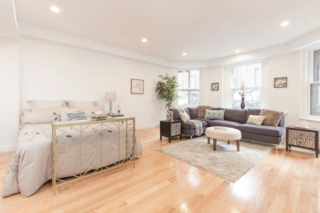 Studio bed, 1 bath apartment for rent at 61 Commonwealth Ave Unit 2, Back Bay — photo 5 of 11