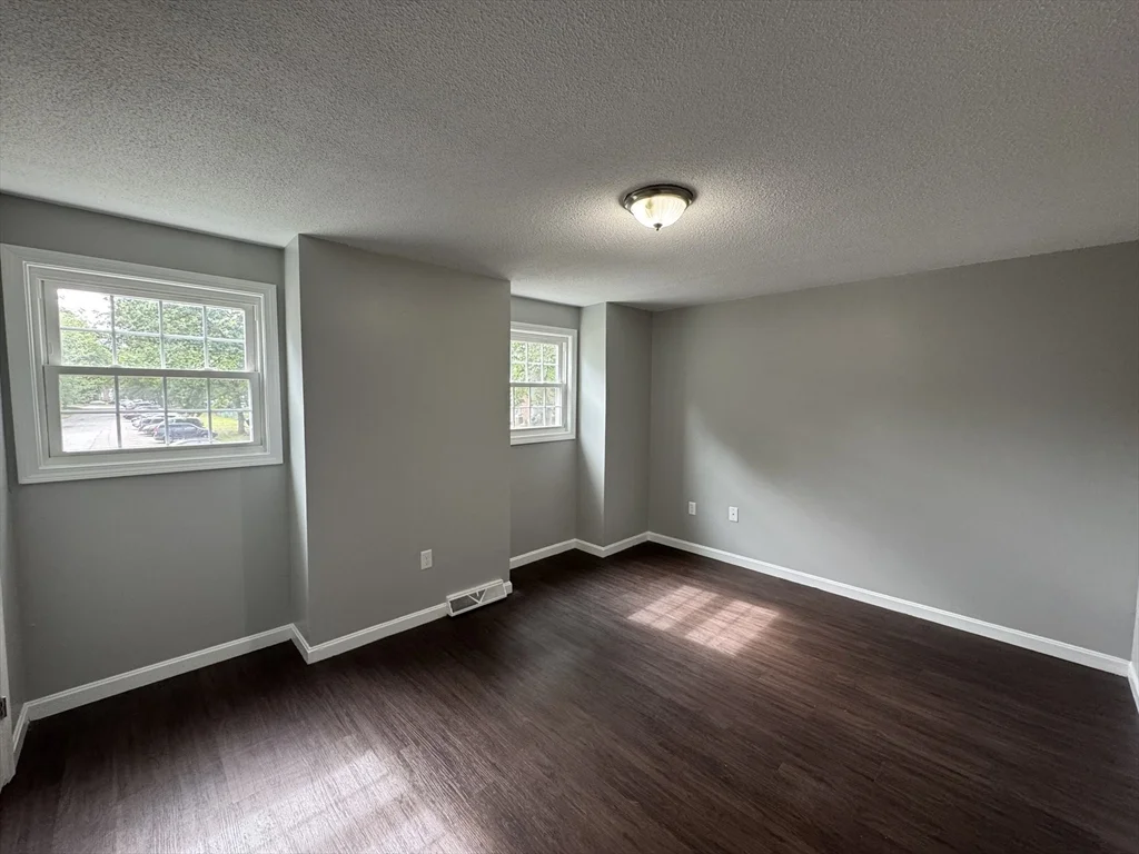 2 bed, 1 bath apartment for rent at 61 Constitution Unit 61, Methuen — photo 5 of 20