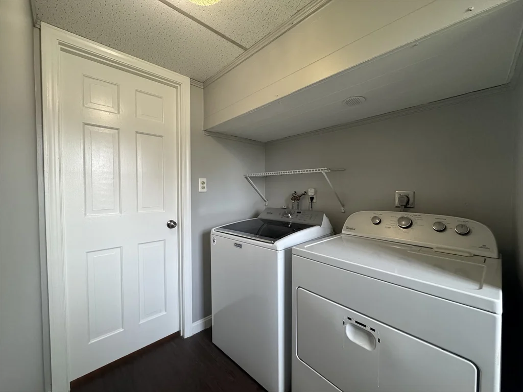 2 bed, 1 bath apartment for rent at 61 Constitution Unit 61, Methuen — photo 6 of 20