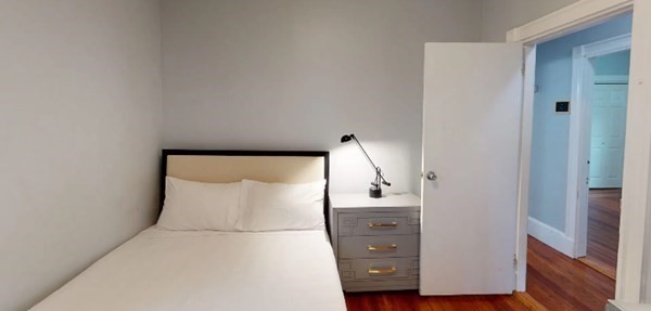 3 bed, 1 bath apartment for rent at 61 Crescent Ave Unit 1, Boston — photo 9 of 11