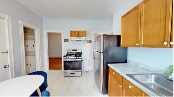 4 bed, 1 bath apartment for rent at 61 Crescent Ave Unit 3, Boston — photo 1 of 14