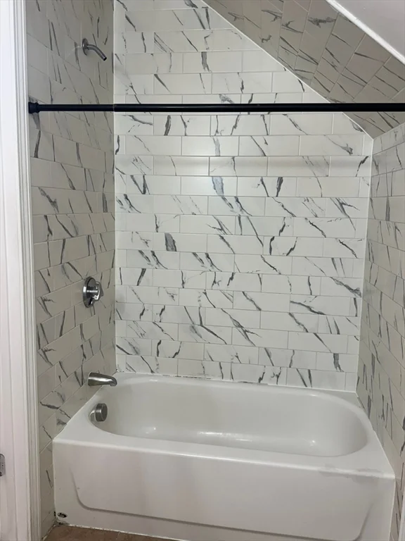 1 bed, 1 bath apartment for rent at 61 Crescent Ave Unit 4, Chelsea — photo 8 of 10