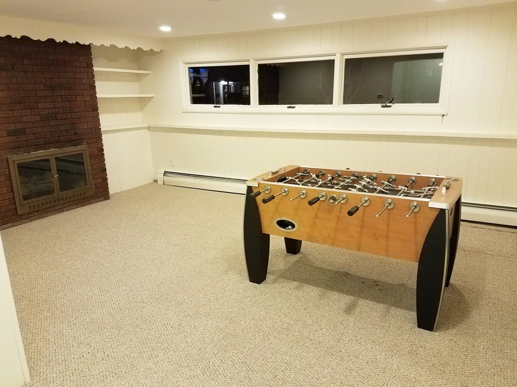 3 bed, 2 bath apartment for rent at 61 Cypress Rd Unit House, Milton — photo 9 of 10