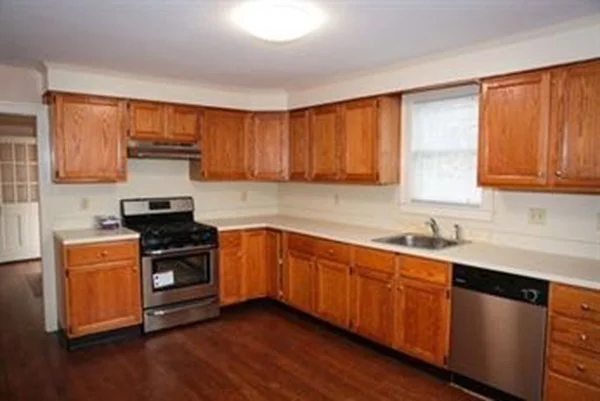 2 bed, 1 bath apartment for rent at 61 Dudley St Unit 61, Arlington — photo 5 of 12