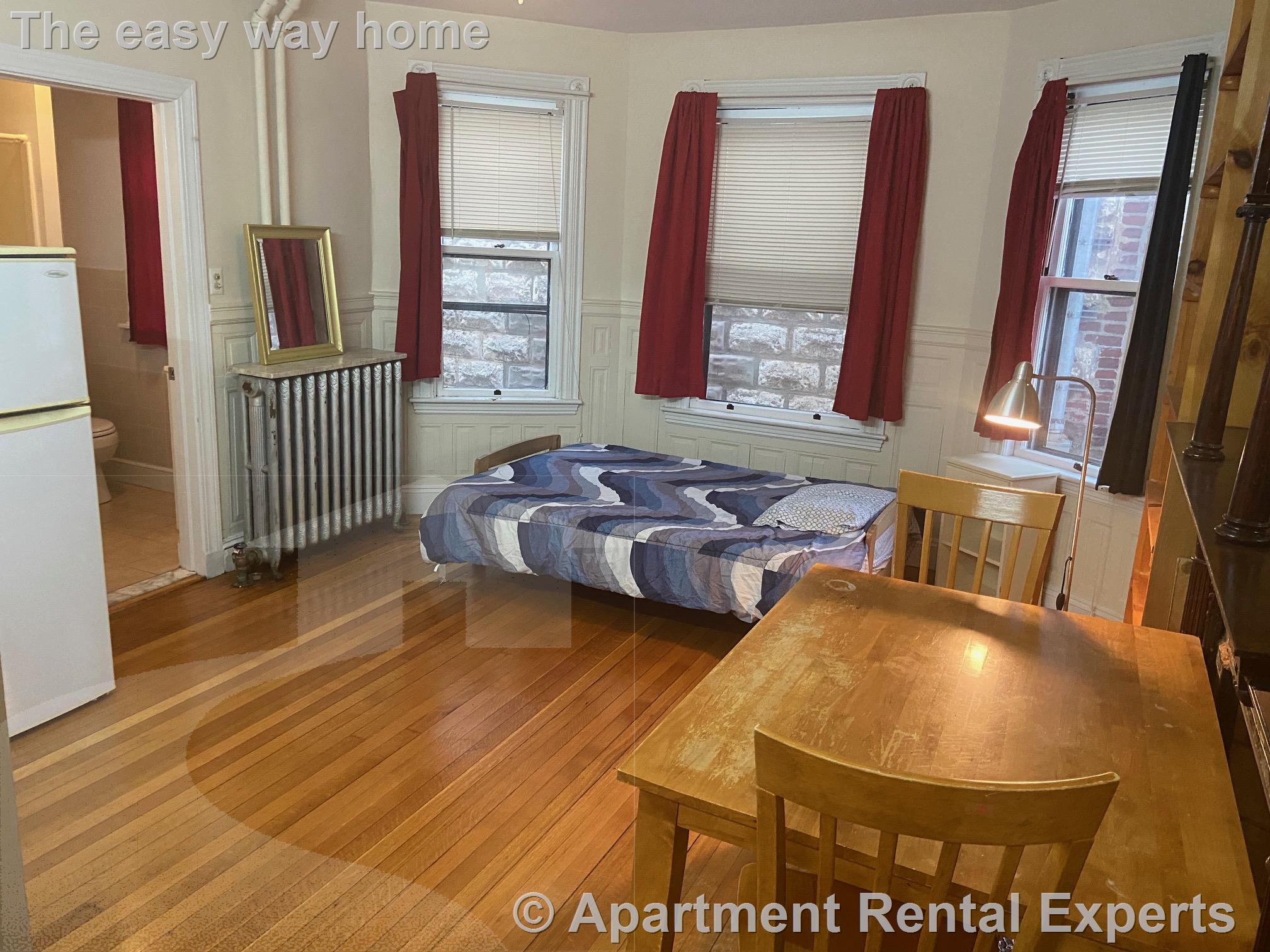Studio bed, 1 bath apartment for rent at 61 Fayette St Unit 3, Mid Cambridge — photo 2 of 7