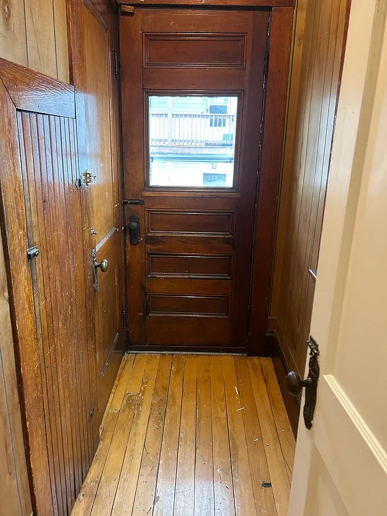4 bed, 1 bath apartment for rent at 61 Frederick Ave Unit 2, South Medford — photo 17 of 20