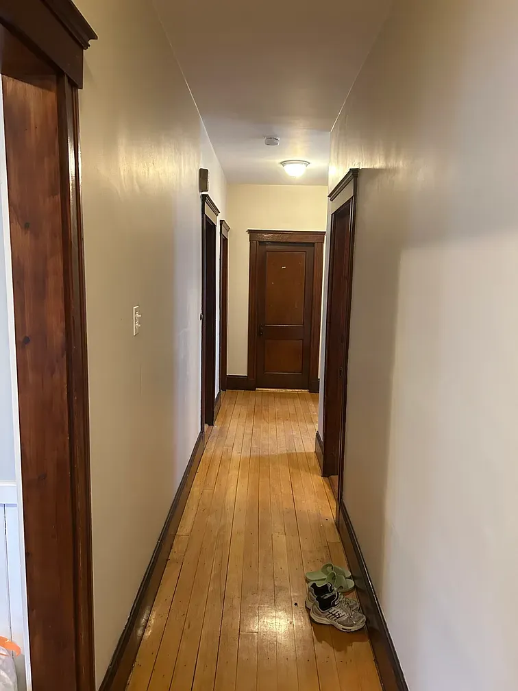 4 bed, 1 bath apartment for rent at 61 Frederick Ave Unit 2, South Medford — photo 5 of 20