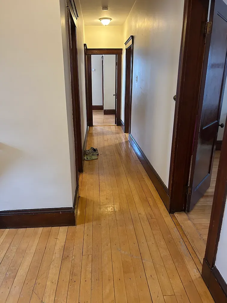 4 bed, 1 bath apartment for rent at 61 Frederick Ave Unit 2, South Medford — photo 4 of 20