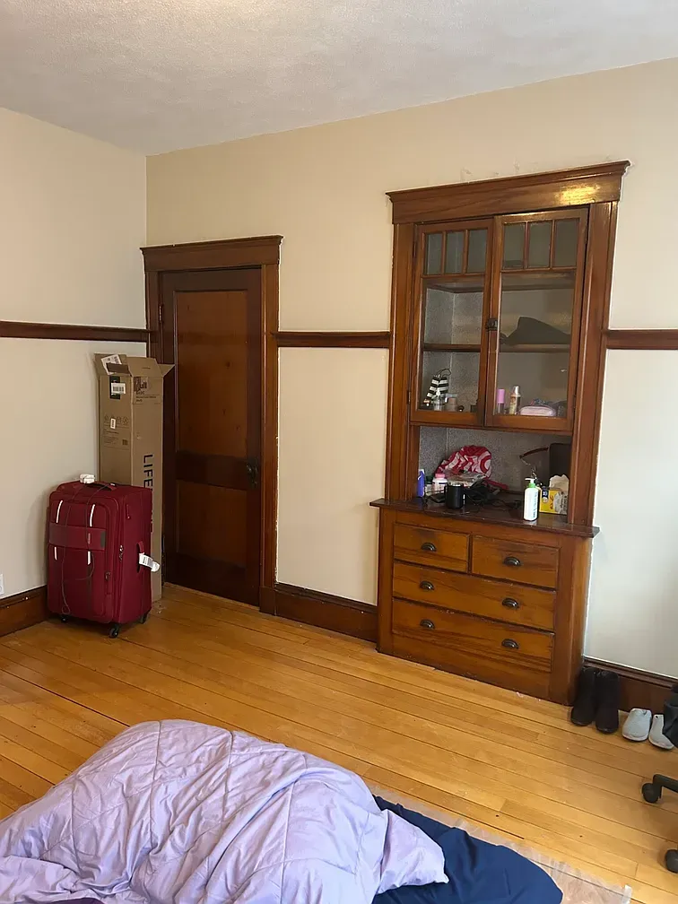 4 bed, 1 bath apartment for rent at 61 Frederick Ave Unit 2, South Medford — photo 10 of 20