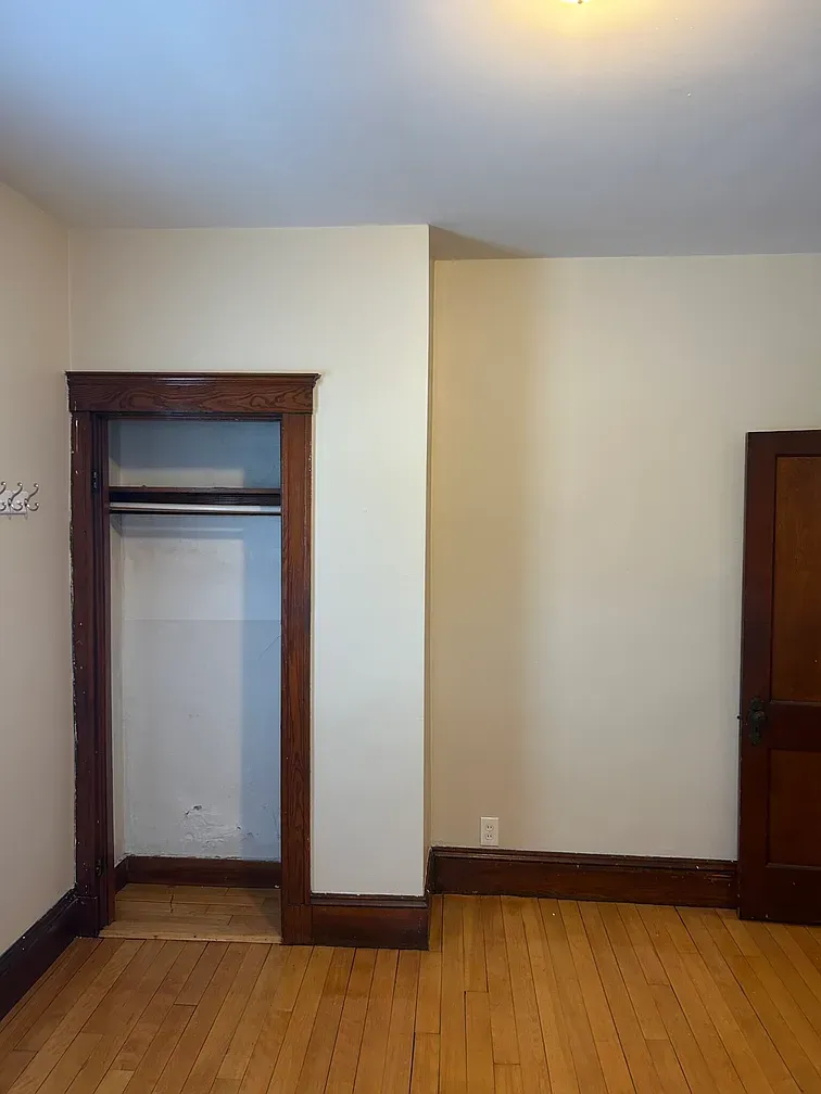 4 bed, 1 bath apartment for rent at 61 Frederick Ave Unit 2, South Medford — photo 14 of 20