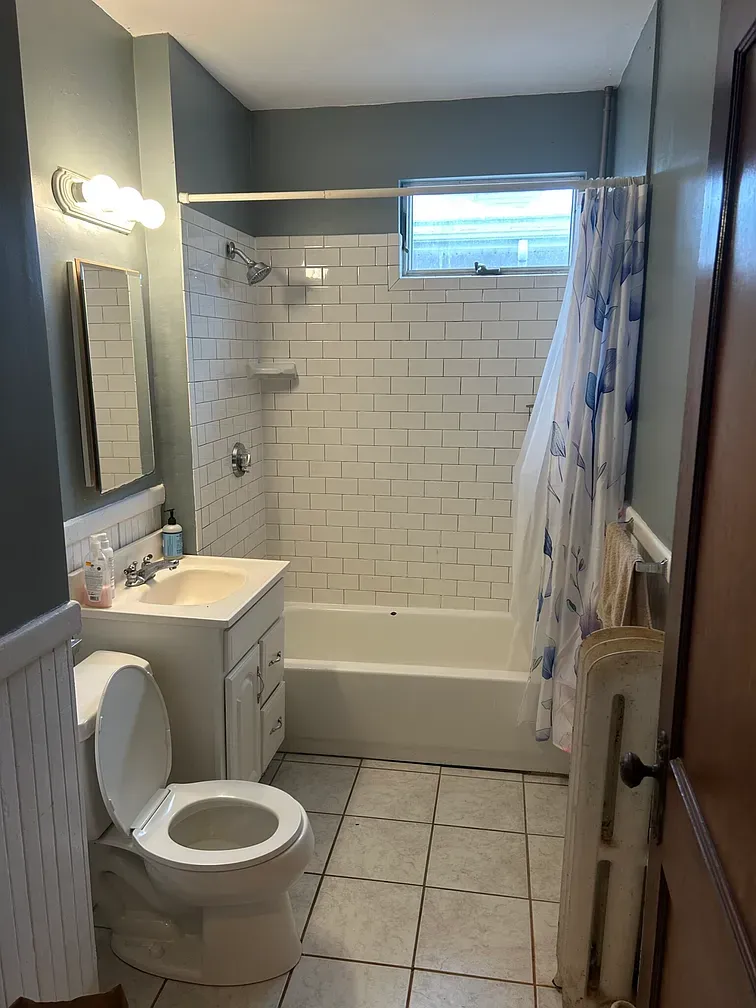 4 bed, 1 bath apartment for rent at 61 Frederick Ave Unit 2, South Medford — photo 18 of 20