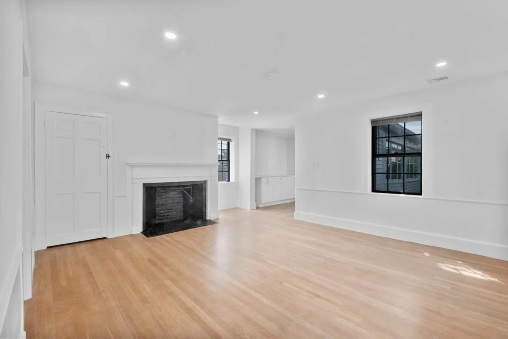 2 bed, 1 bath apartment for rent at 61 Front St Unit 2, Old Town — photo 5 of 39