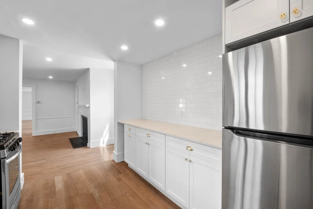 2 bed, 1 bath apartment for rent at 61 Front St Unit 2, Old Town — photo 17 of 39