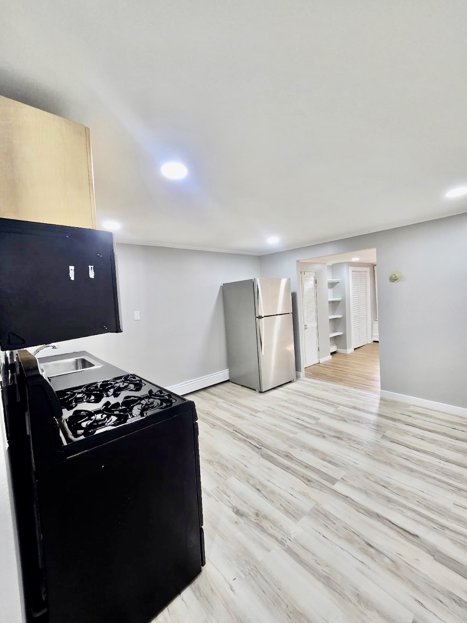 1 bed, 1 bath apartment for rent at 61 Gates St Unit 1, South Boston — photo 8 of 21