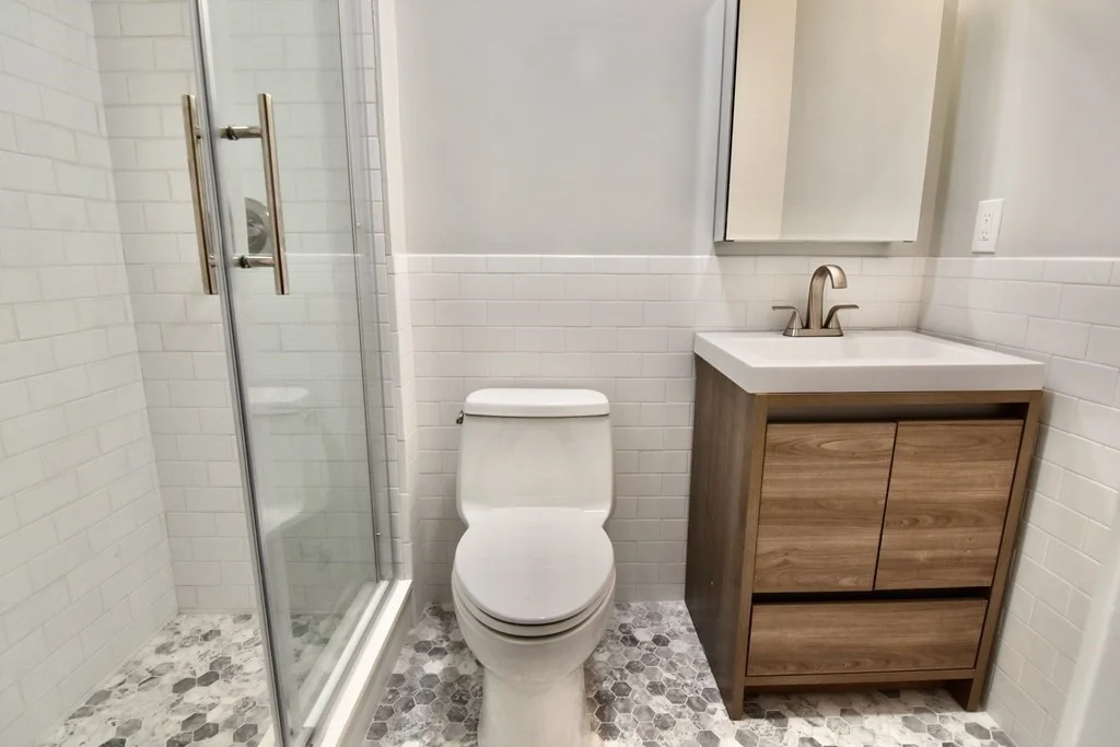 2 bed, 1 bath apartment for rent at 61 Gates St Unit 2, South Boston — photo 4 of 41