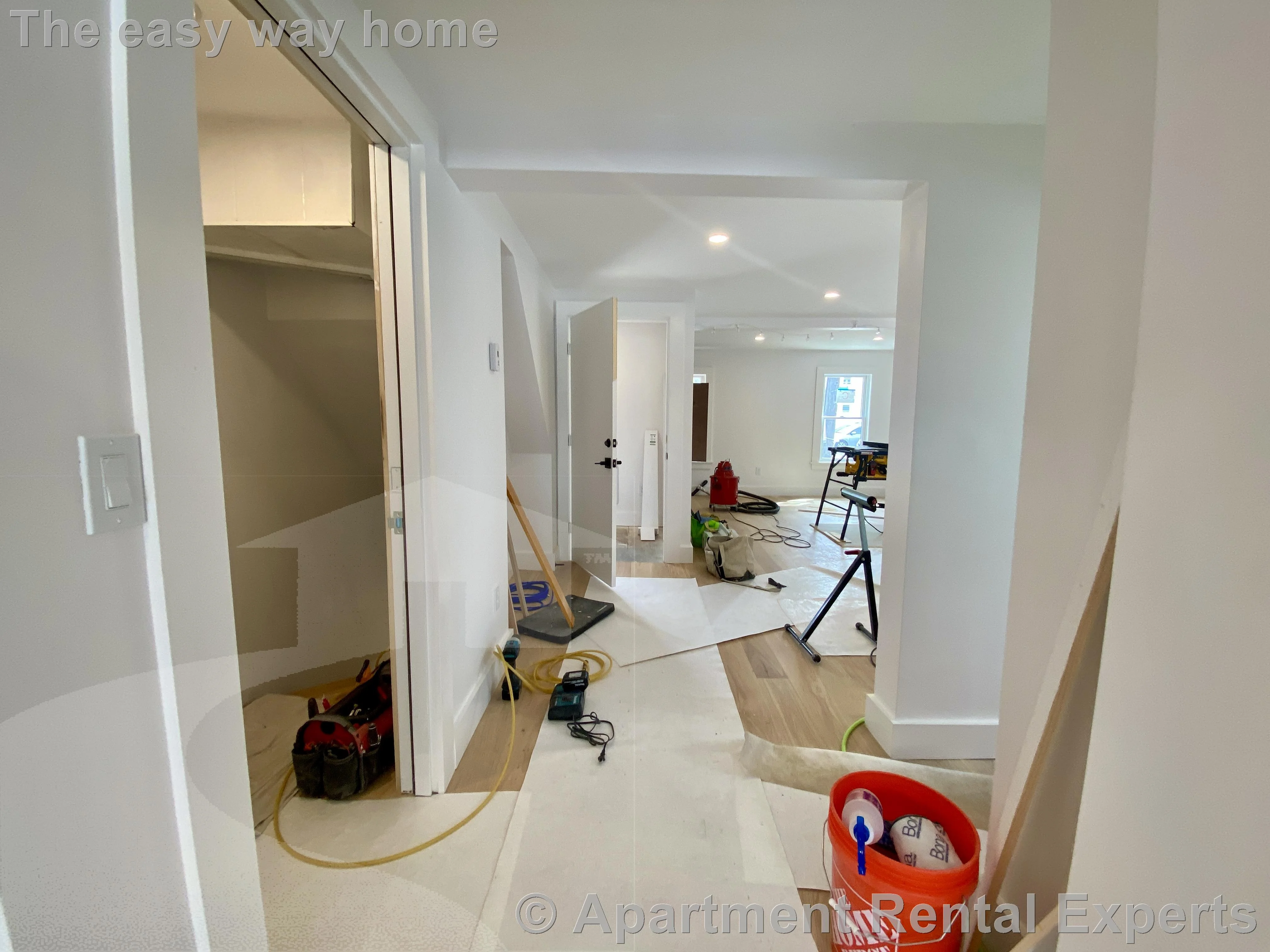 3 bed, 2 bath apartment for rent at 61 Gore St Unit 1, East Cambridge — photo 3 of 19