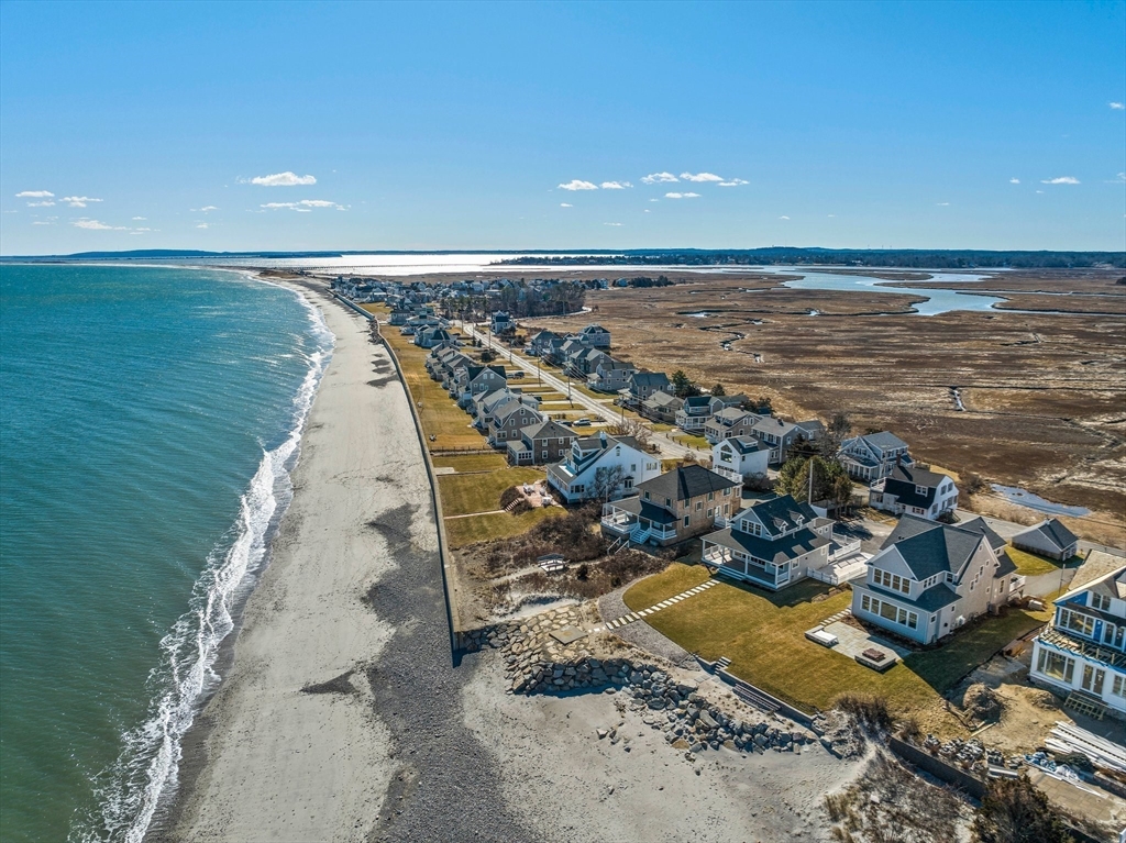 3 bed, 2 bath apartment for rent at 61 Gurnet Rd, Duxbury — photo 40 of 41