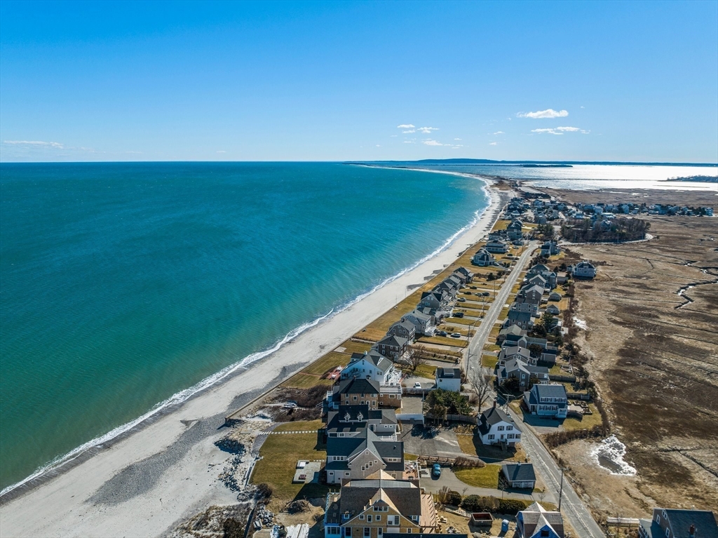 3 bed, 2 bath apartment for rent at 61 Gurnet Rd, Duxbury — photo 39 of 41