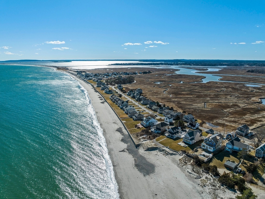 3 bed, 2 bath apartment for rent at 61 Gurnet Rd, Duxbury — photo 38 of 41