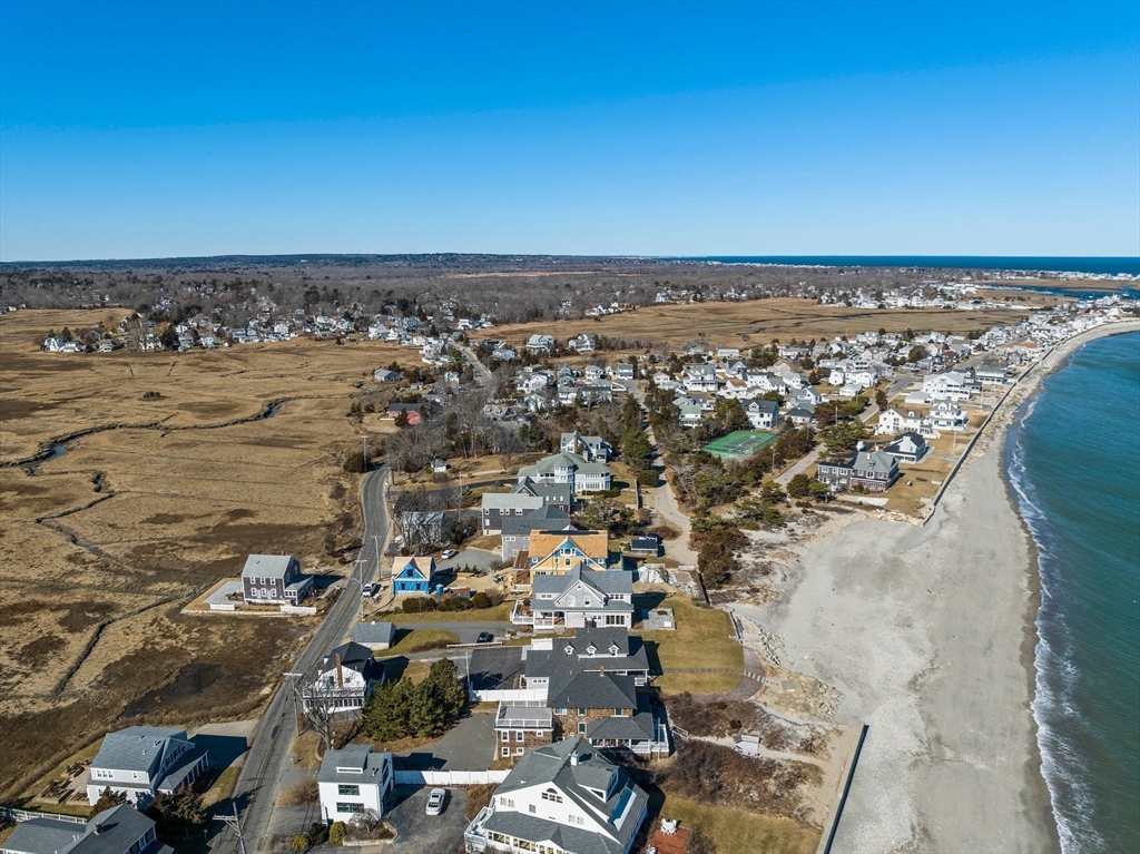 3 bed, 2 bath apartment for rent at 61 Gurnet Rd, Duxbury — photo 35 of 41