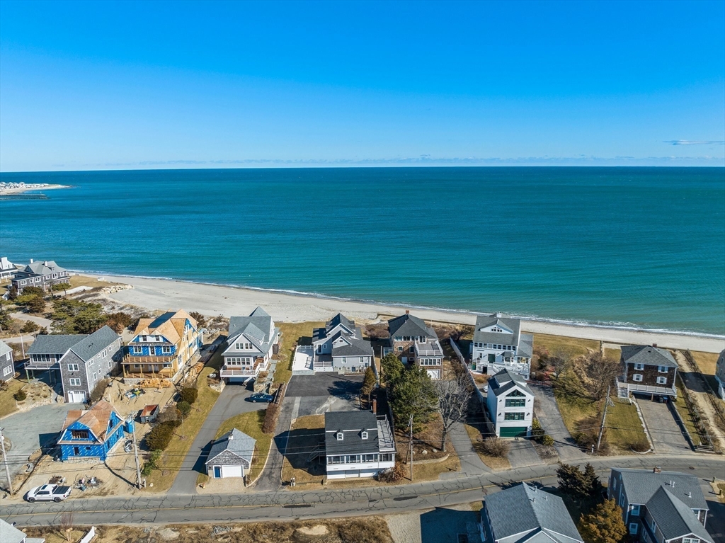 3 bed, 2 bath apartment for rent at 61 Gurnet Rd, Duxbury — photo 33 of 41