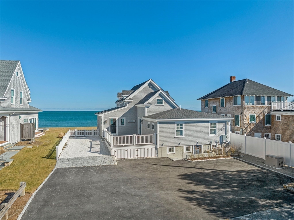 3 bed, 2 bath apartment for rent at 61 Gurnet Rd, Duxbury — photo 31 of 41
